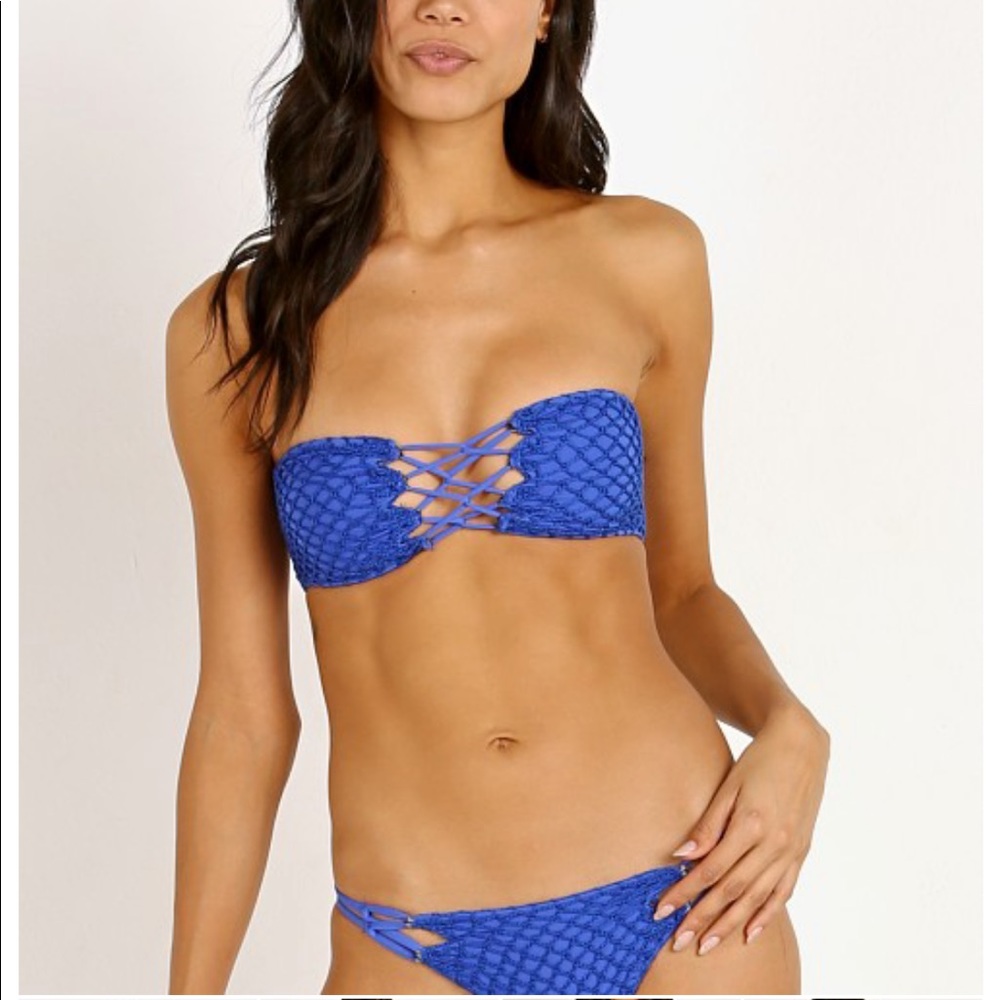 Make me an offer! Acacia crochet set in pineapple
